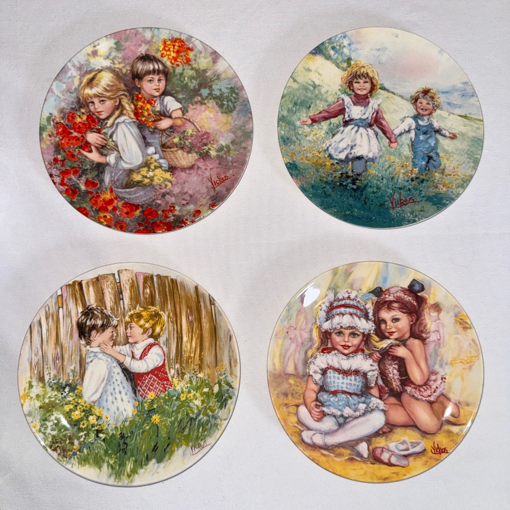 Wedgwood Mary Vickers My Memories Collector Plate Set of 4 Be My Friend Playtime